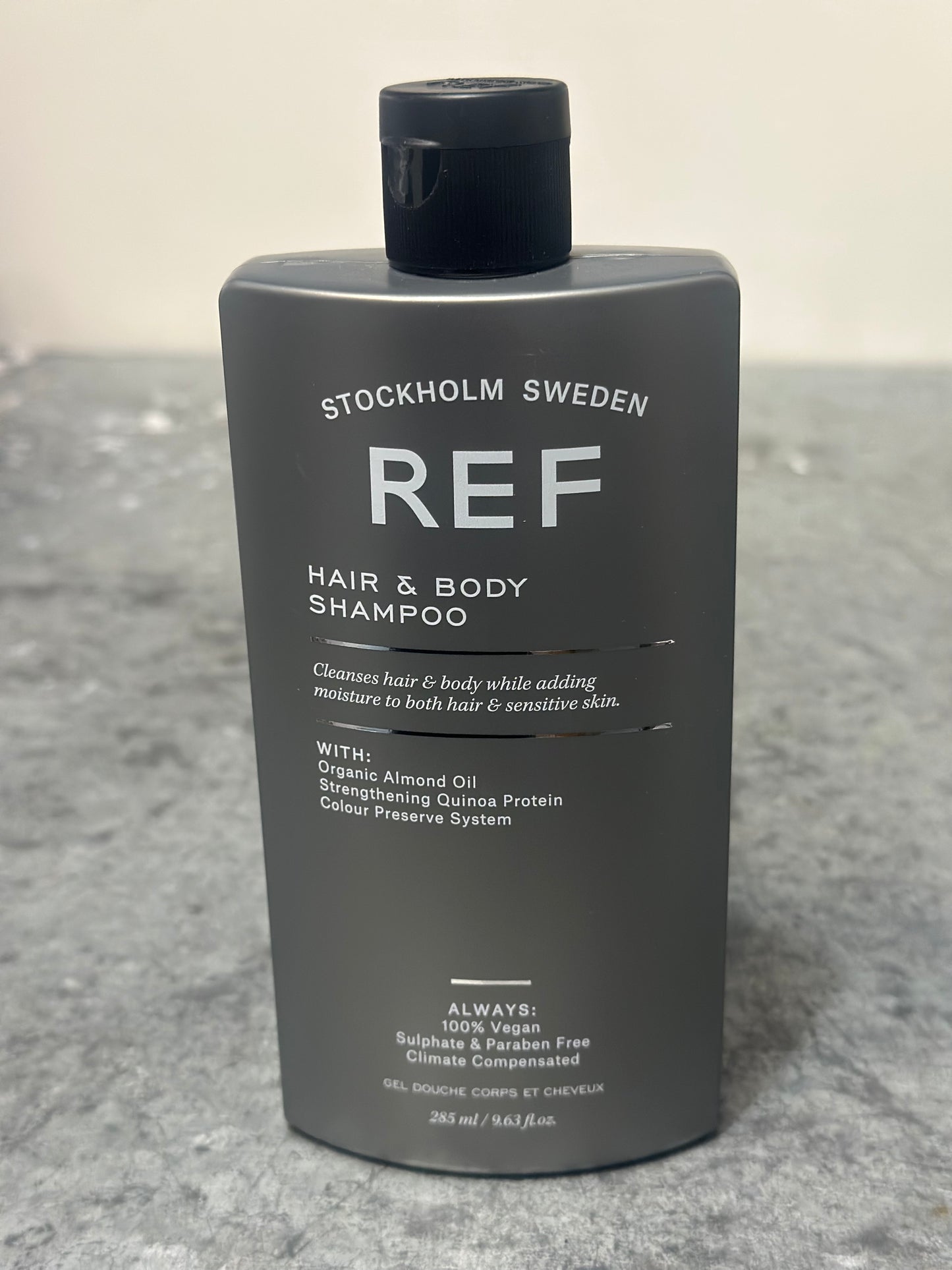 REF Hair And Body Shampoo 285 mls